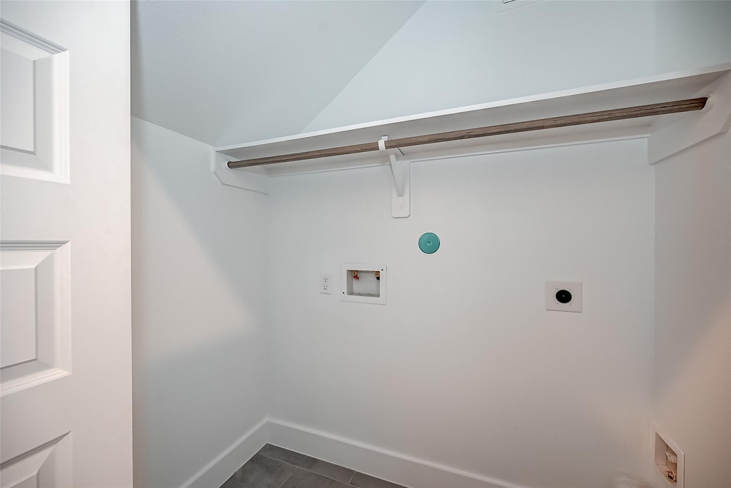 1718 Hardy Street - Photo 7