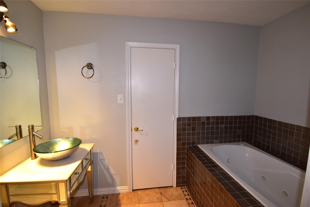 21022 Creek Edge Court - Photo 12
