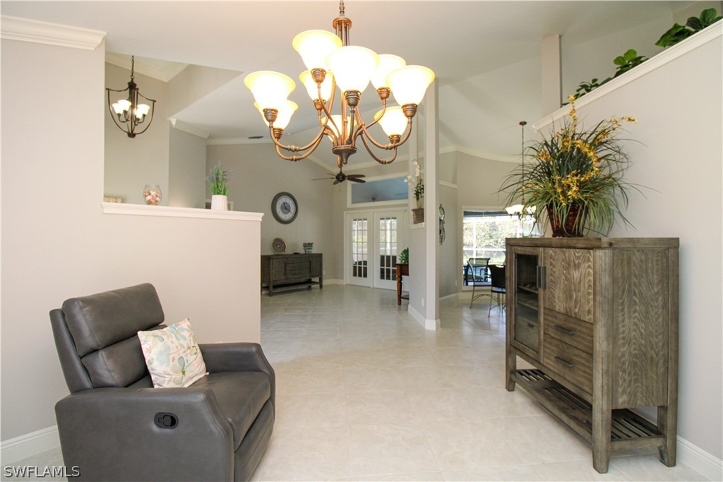 333 Wentworth Court - Photo 19