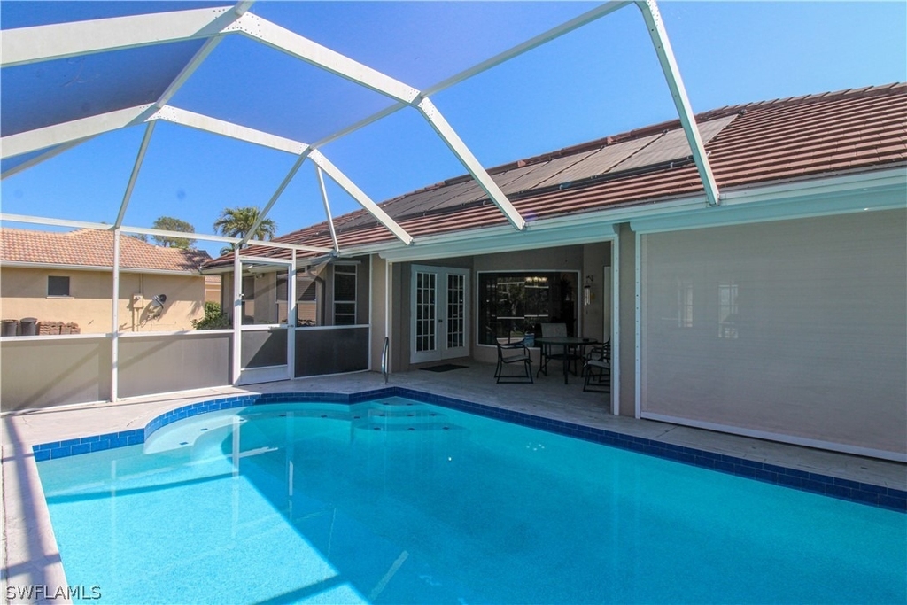 333 Wentworth Court - Photo 44