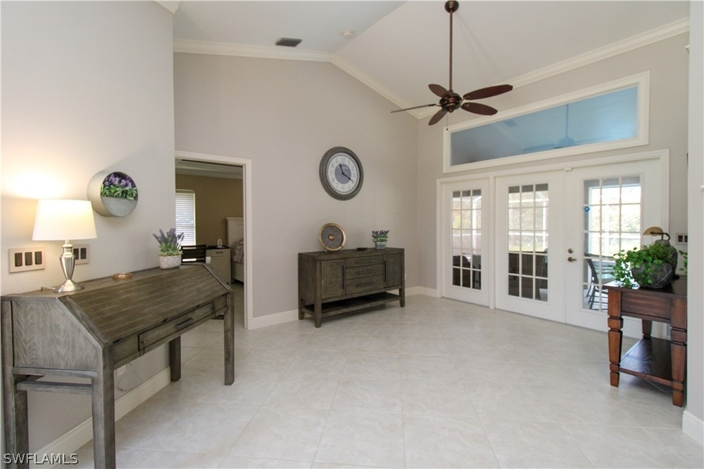 333 Wentworth Court - Photo 23