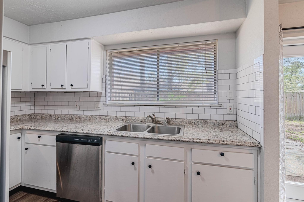 4606 Fitzwater Drive - Photo 16