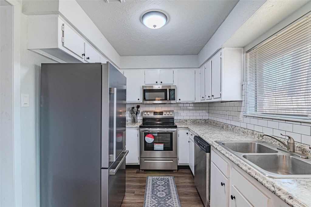4606 Fitzwater Drive - Photo 15