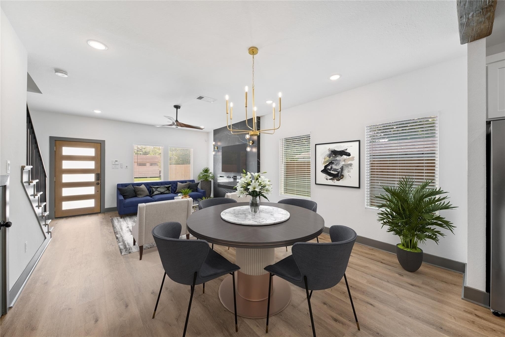 6813 Parkhurst Drive - Photo 2