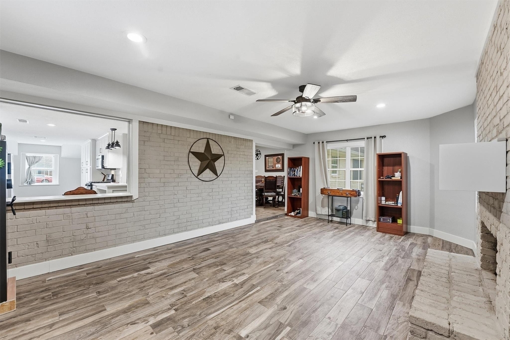 431 Dover Lane - Photo 7