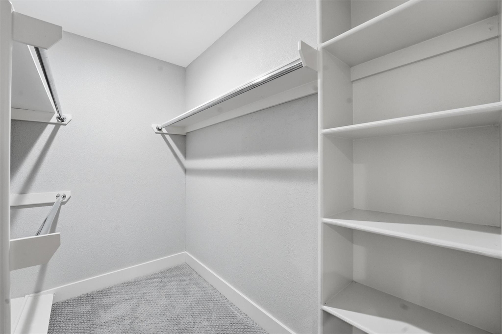 431 Dover Lane - Photo 13