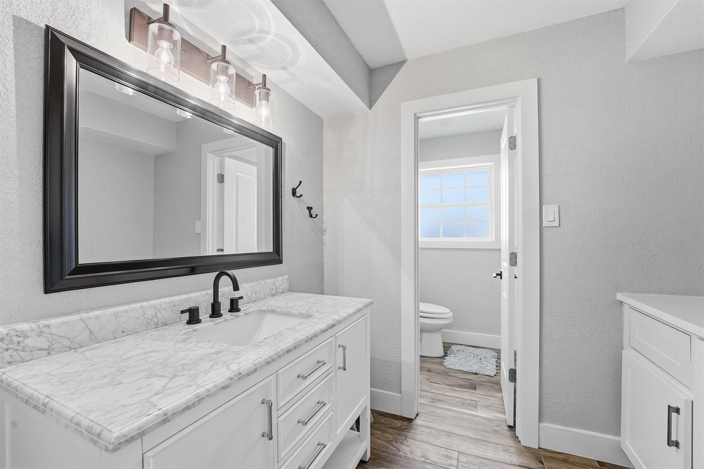 431 Dover Lane - Photo 9