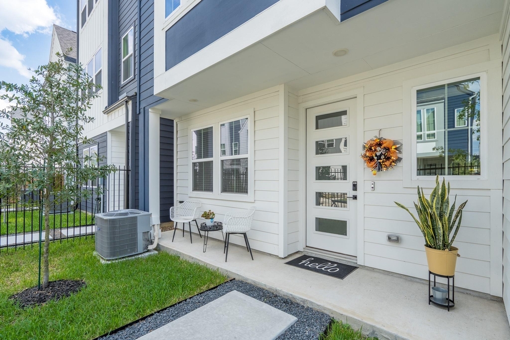8324 Springwood Canyon Lane - Photo 2