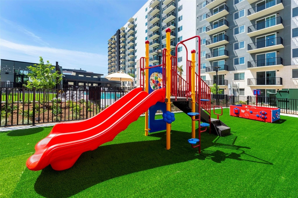 18036 Park Row - Photo 14