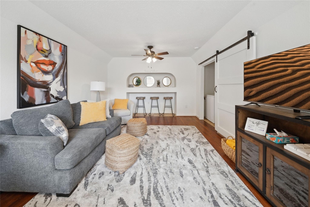 1105 Tulane Street - Photo 1