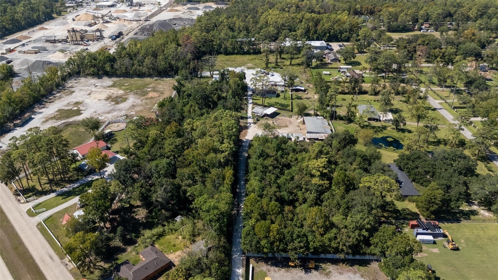 15703 Old Humble Road - Photo 9