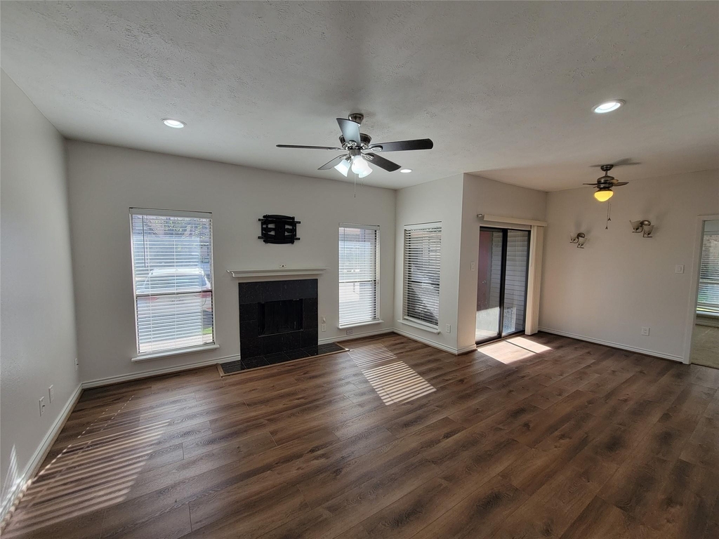 2025 Augusta Drive - Photo 5
