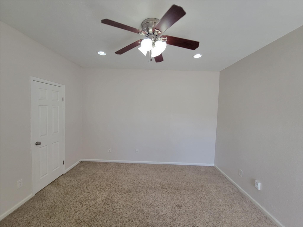 2025 Augusta Drive - Photo 20
