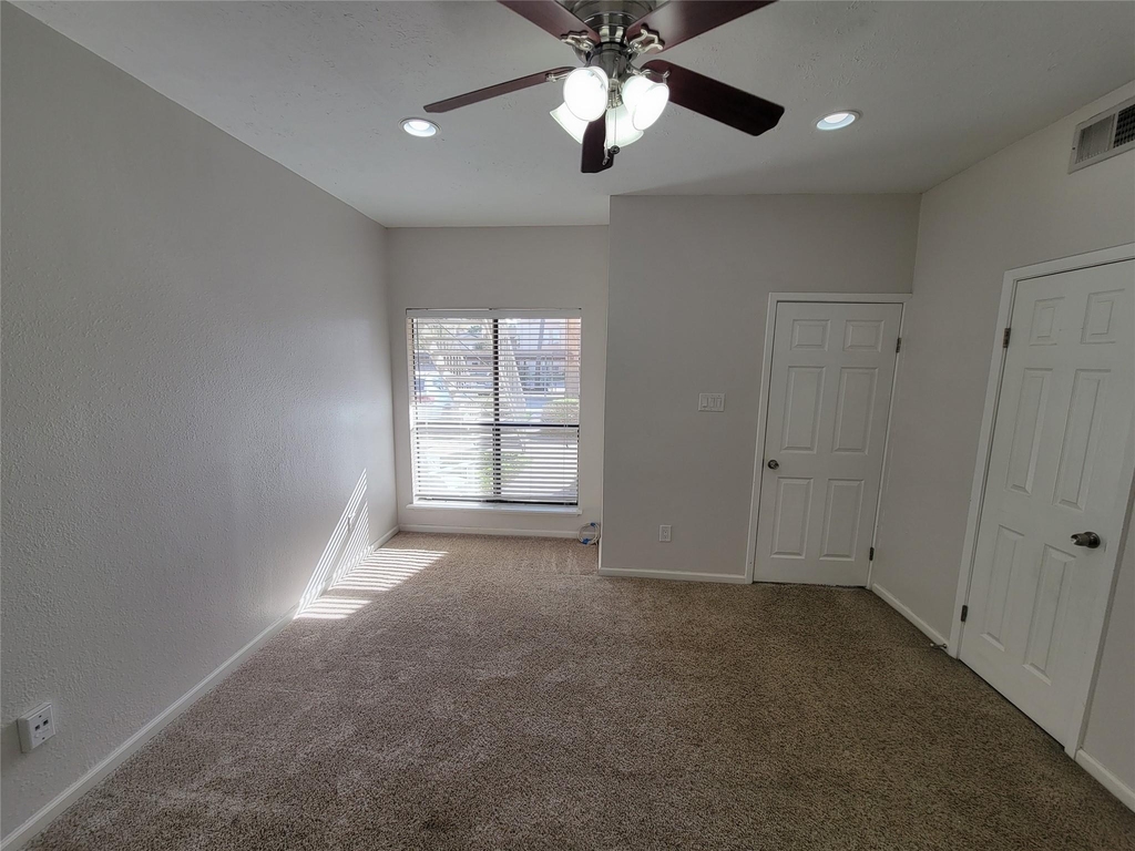 2025 Augusta Drive - Photo 15