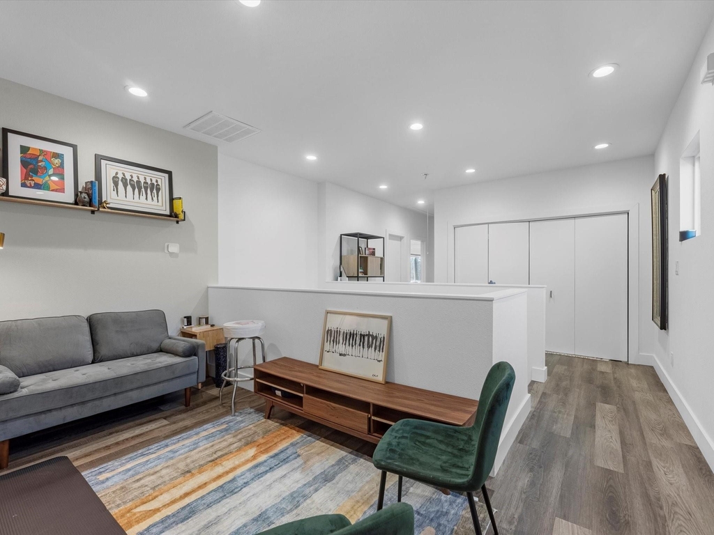 2222 Wavell Street - Photo 13