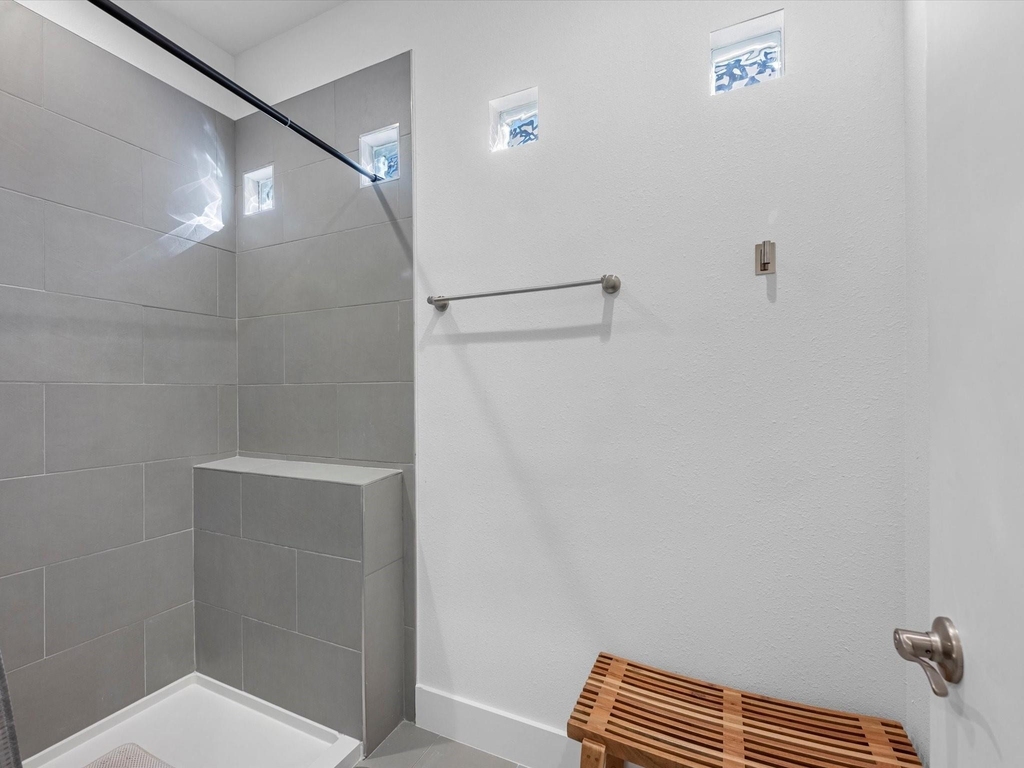 2222 Wavell Street - Photo 20
