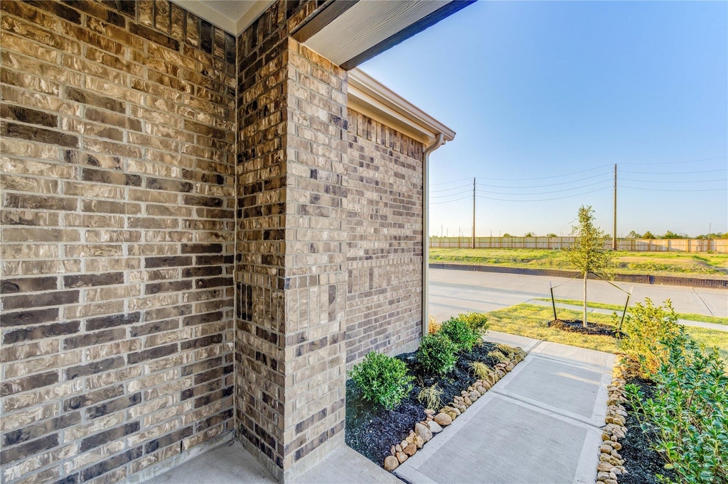 22851 Fulton Landing Drive - Photo 2