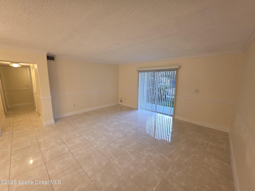 189 Cambridge Lane - Photo 1