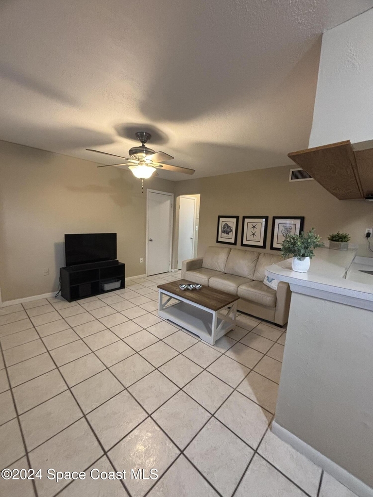419 Madison Avenue - Photo 6