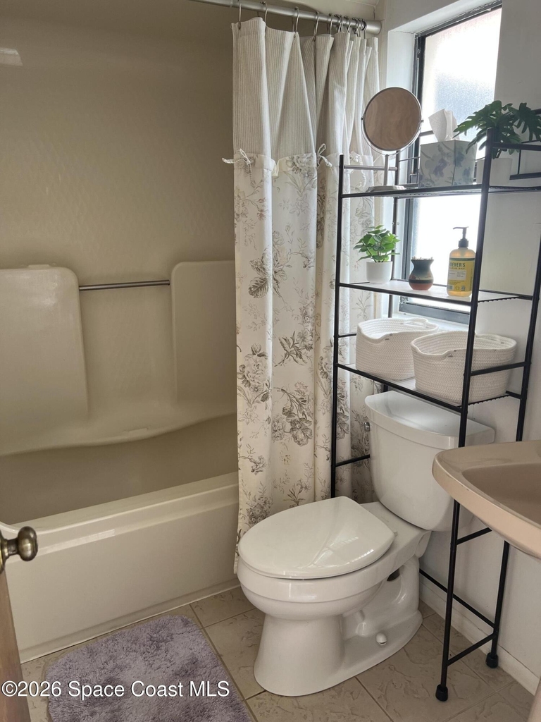 8154 Ridgewood Avenue - Photo 14