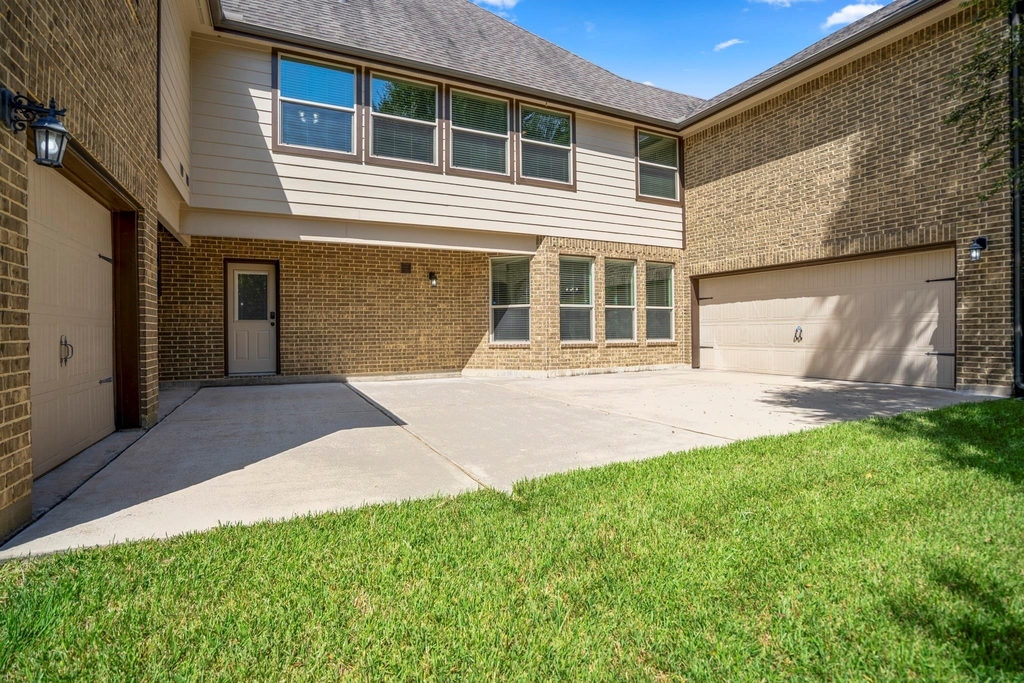 11306 Longmire Creek Court - Photo 41