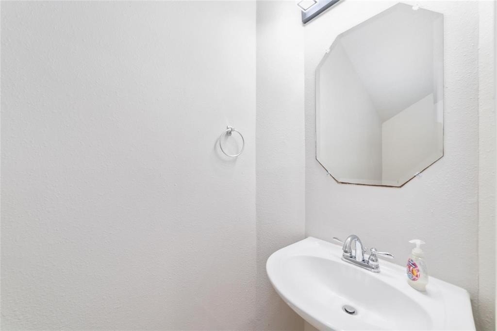 457 Corridor Way - Photo 17