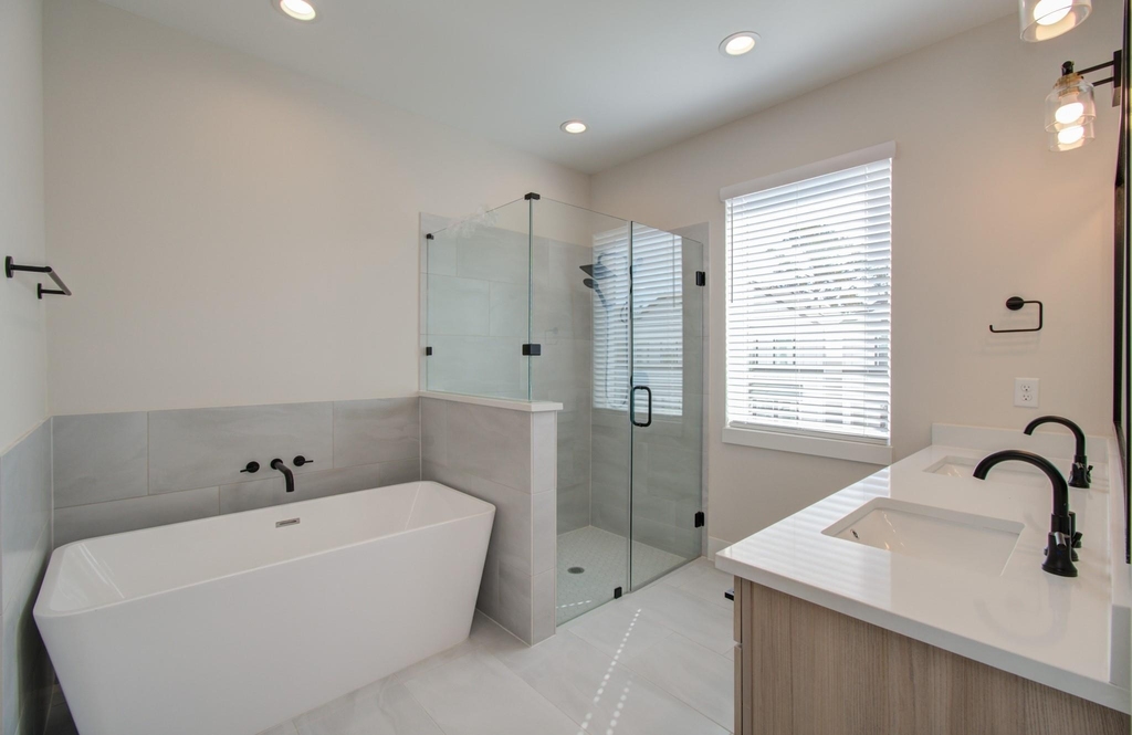 5309 Donovan Gardens Lane - Photo 11