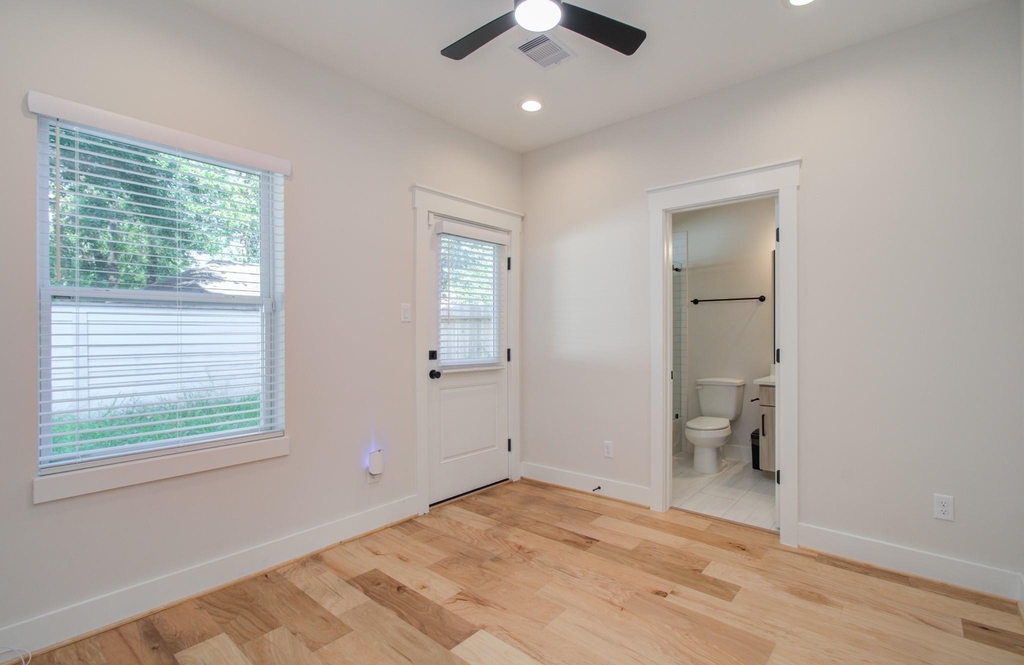 5309 Donovan Gardens Lane - Photo 10