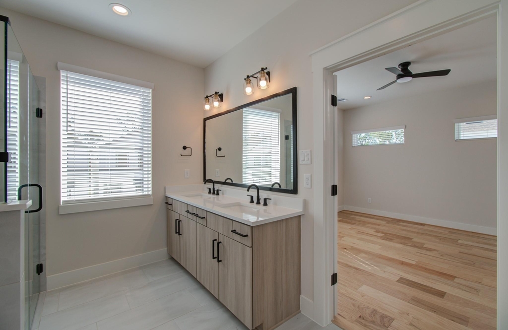 5309 Donovan Gardens Lane - Photo 12