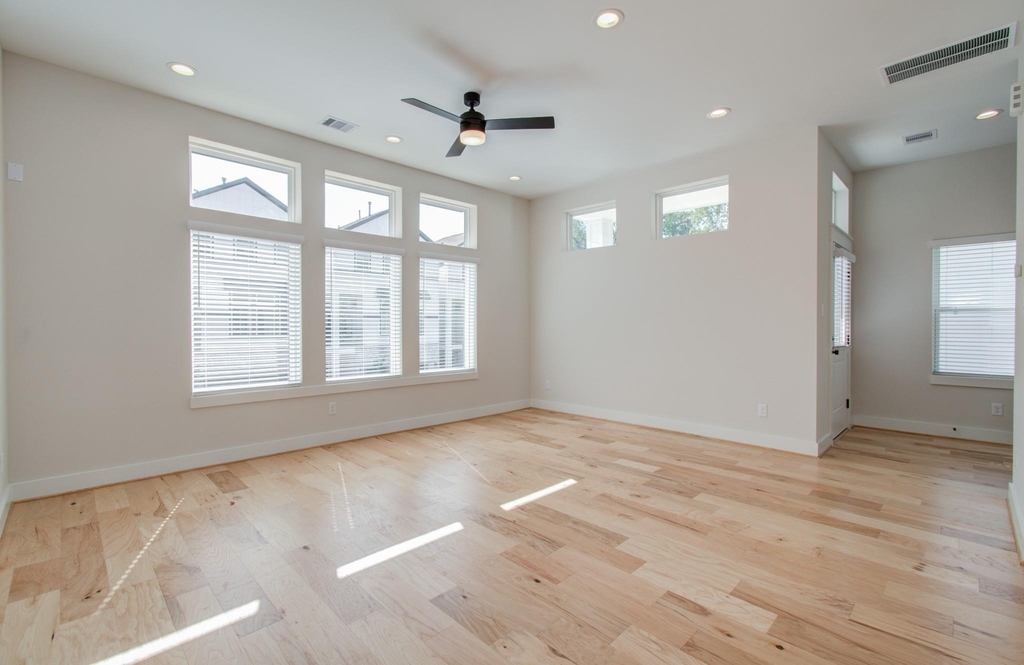 5309 Donovan Gardens Lane - Photo 6