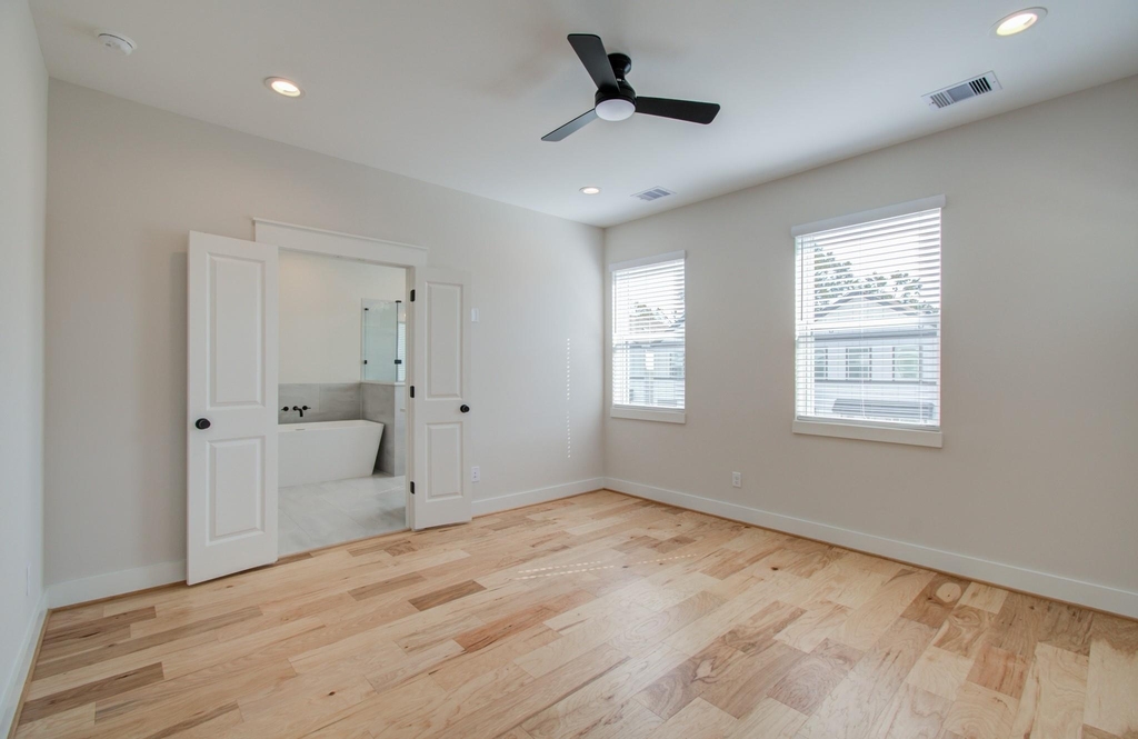 5309 Donovan Gardens Lane - Photo 7
