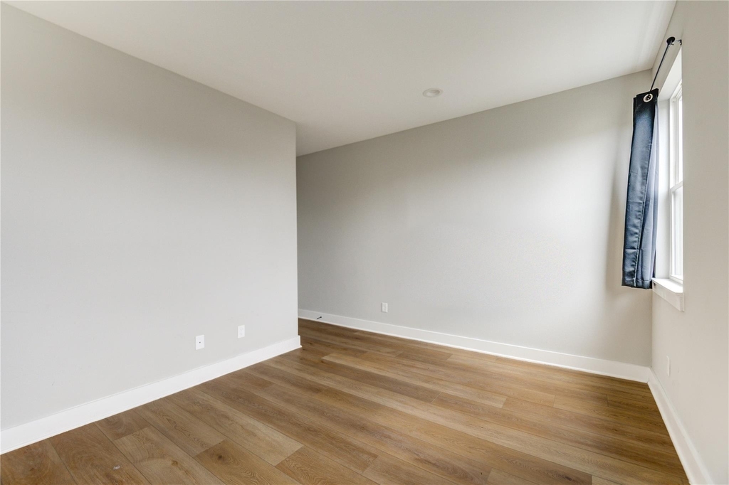 4220 Mckinley Street - Photo 28