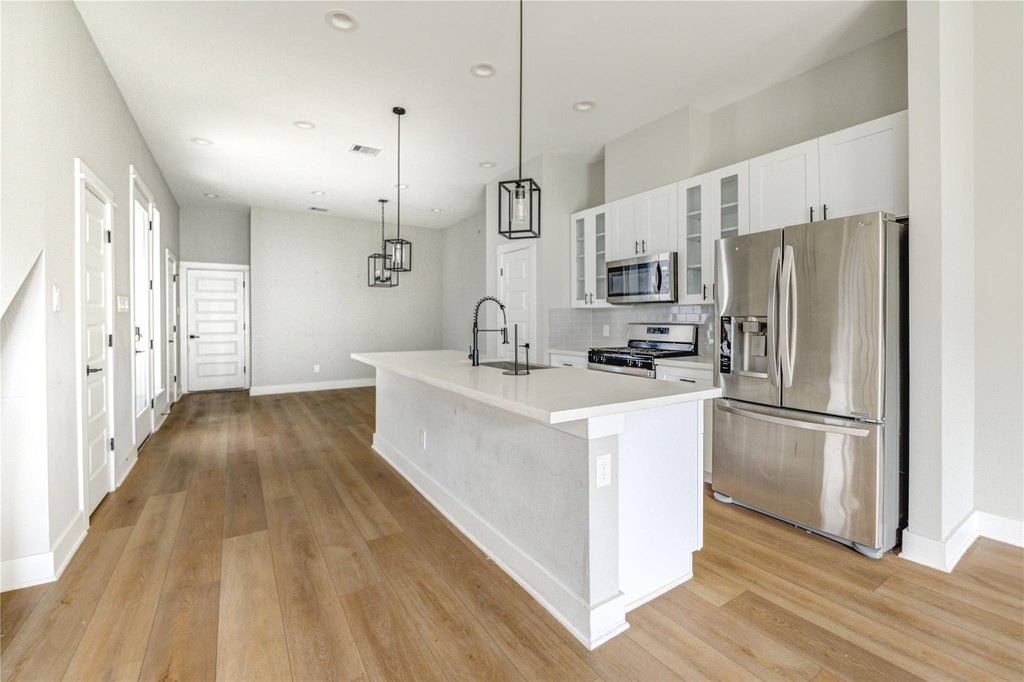 4220 Mckinley Street - Photo 17