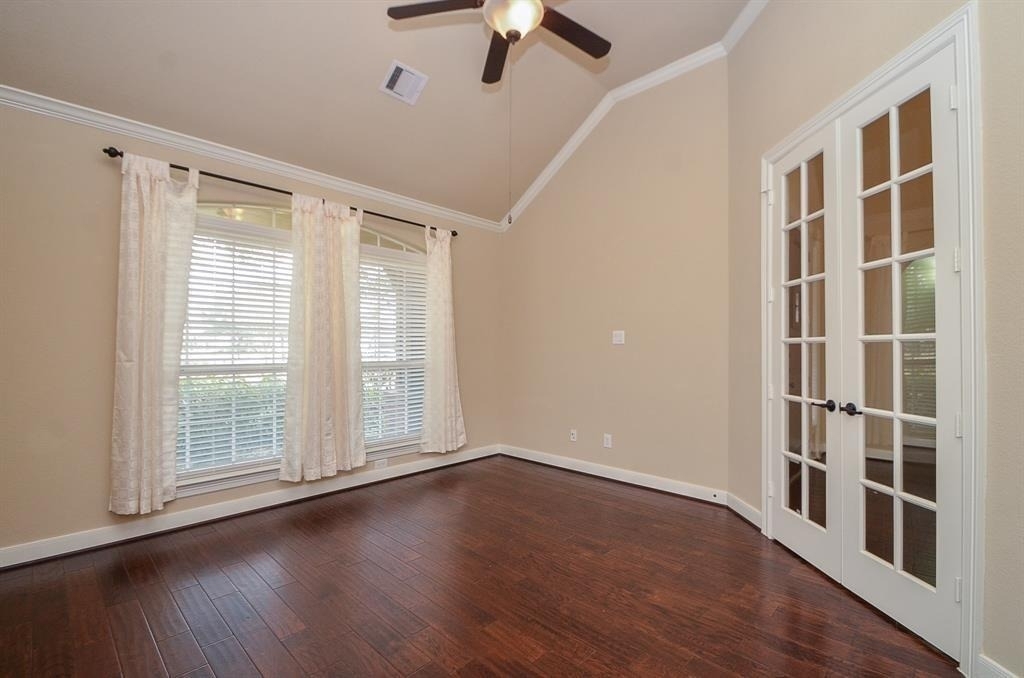 510 Mcallister Avenue - Photo 3