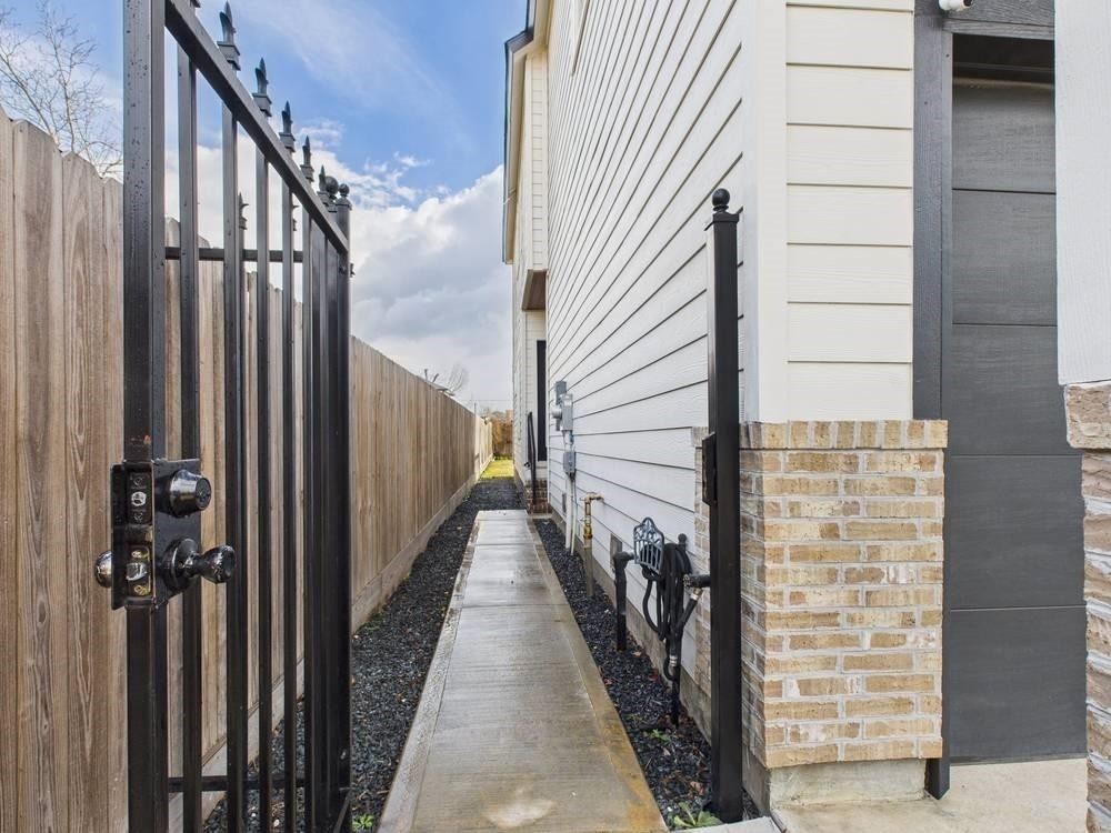 6310 Norland Street - Photo 26