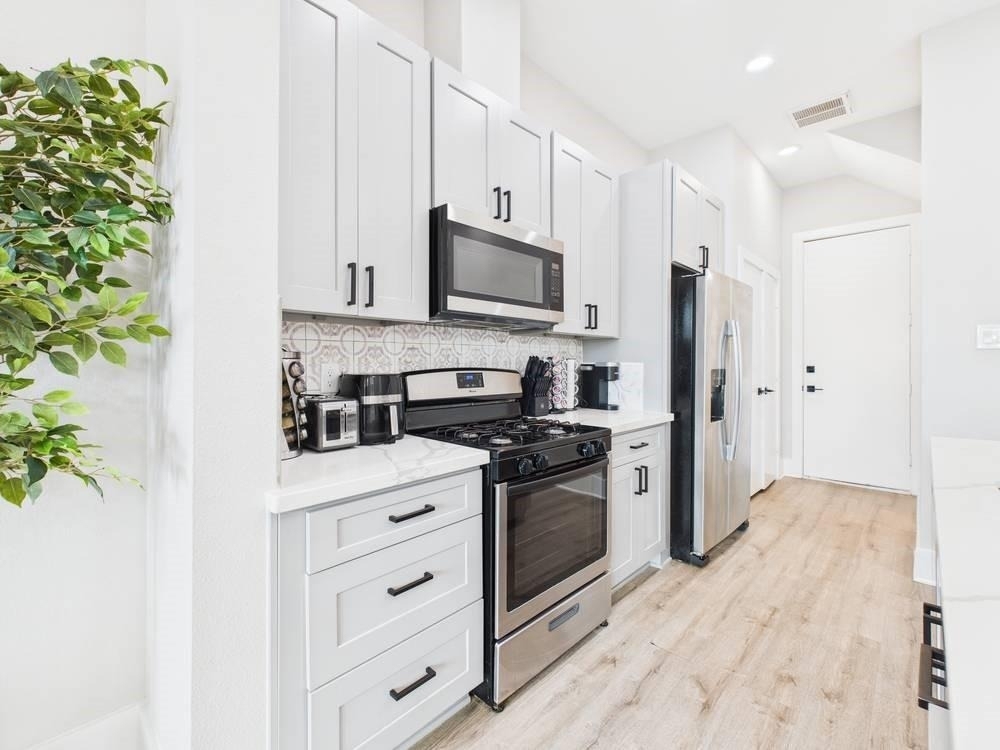 6310 Norland Street - Photo 4