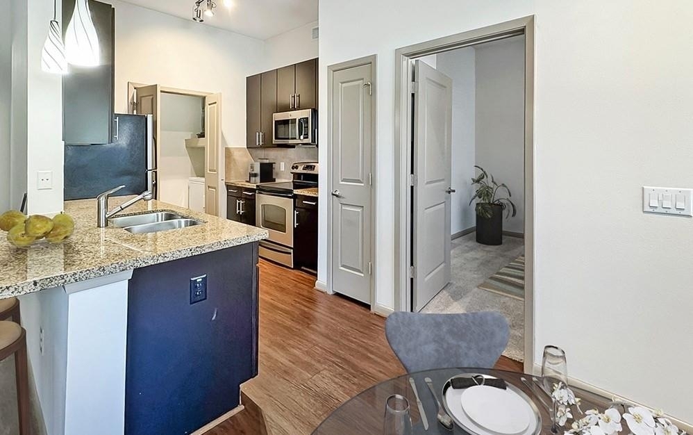 306 Mcgowen Street - Photo 1