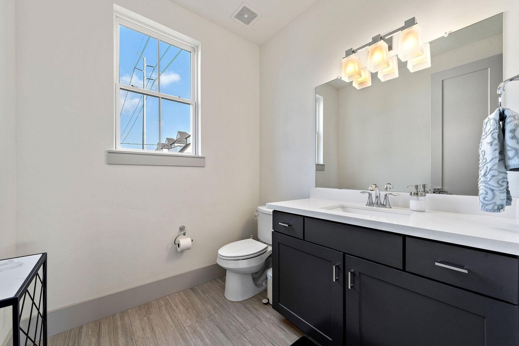4621 Chartres Street - Photo 16