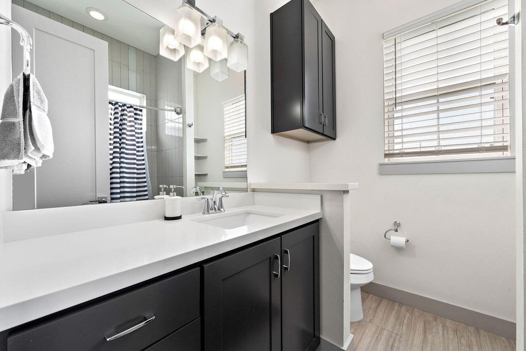 4621 Chartres Street - Photo 14