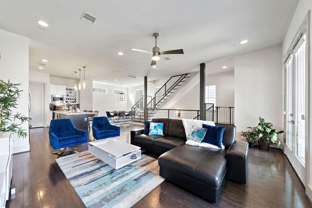 4621 Chartres Street - Photo 0