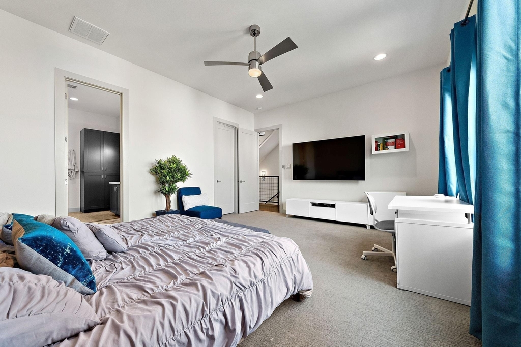4621 Chartres Street - Photo 10