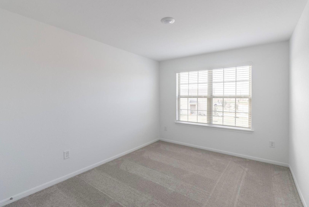 1052 Greenshank Drive - Photo 13