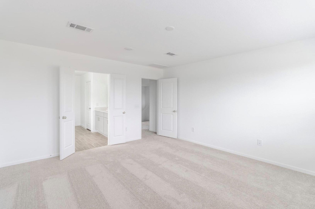 1052 Greenshank Drive - Photo 8