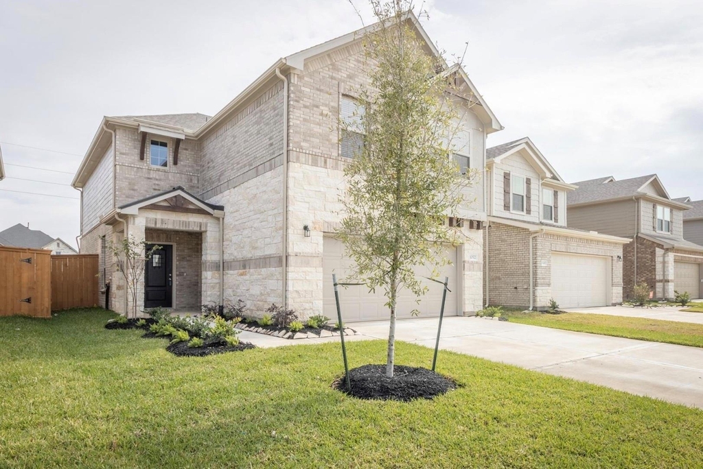 1052 Greenshank Drive - Photo 1