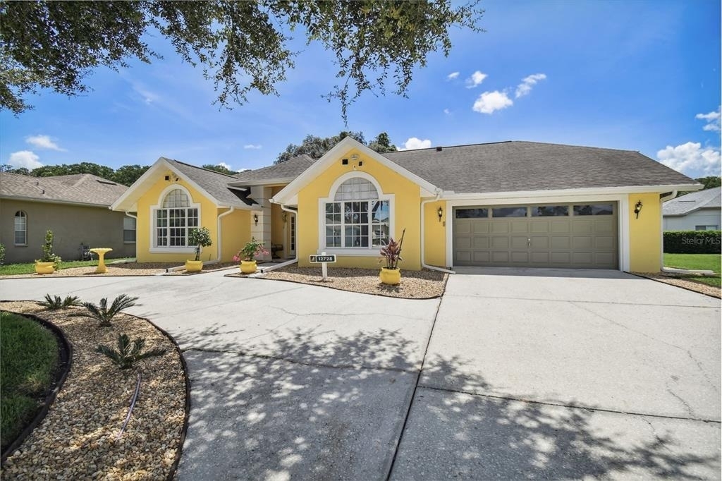 12728 Flamingo Parkway - Photo 2