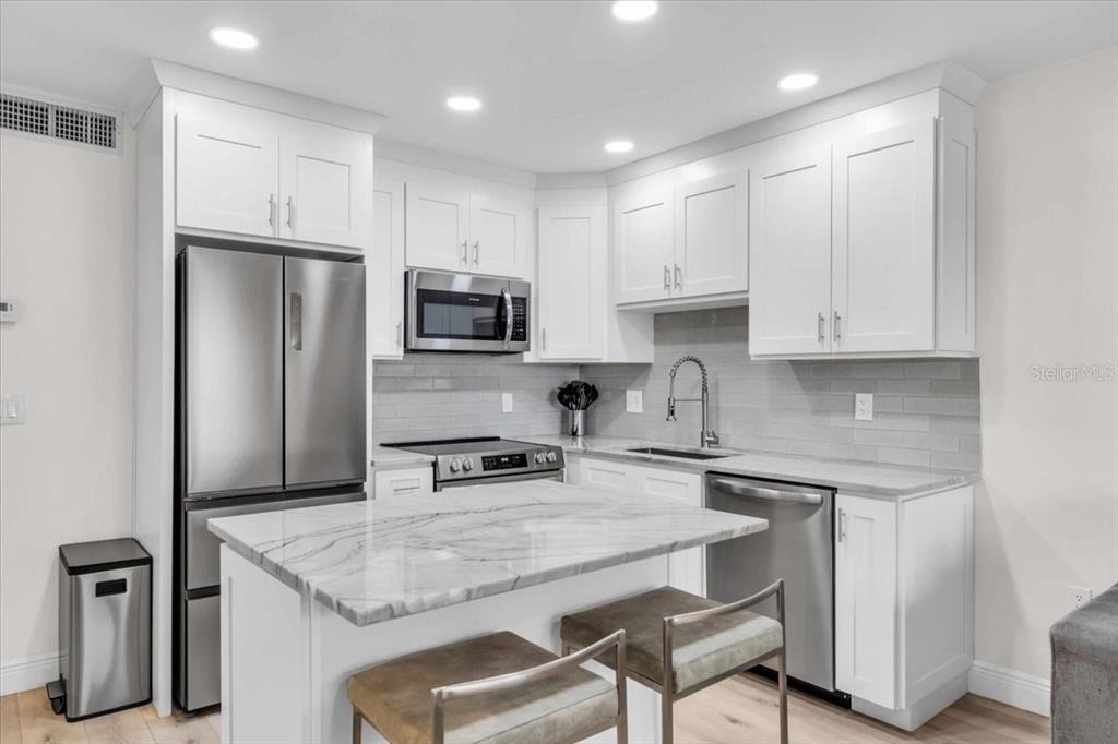 9755 Harrell Avenue - Photo 3