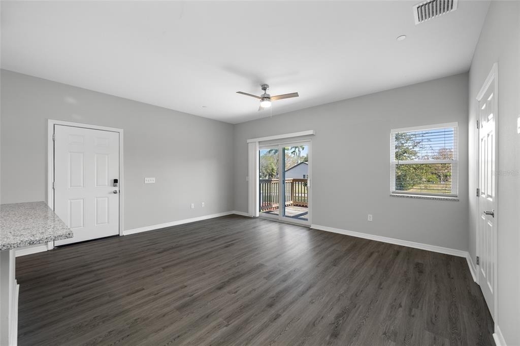 2115 Sebring Place - Photo 3