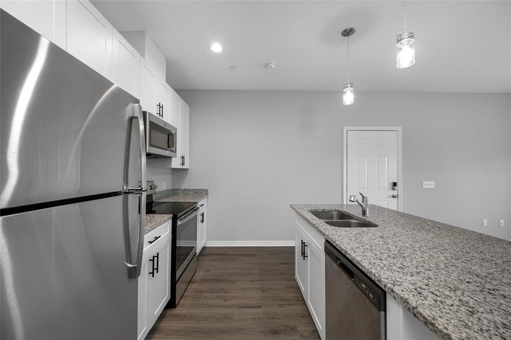 2115 Sebring Place - Photo 5