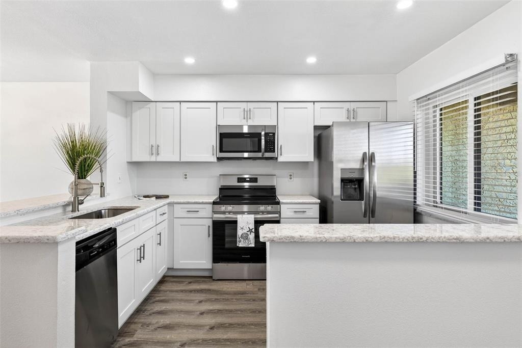 1805 Mariner Drive - Photo 4