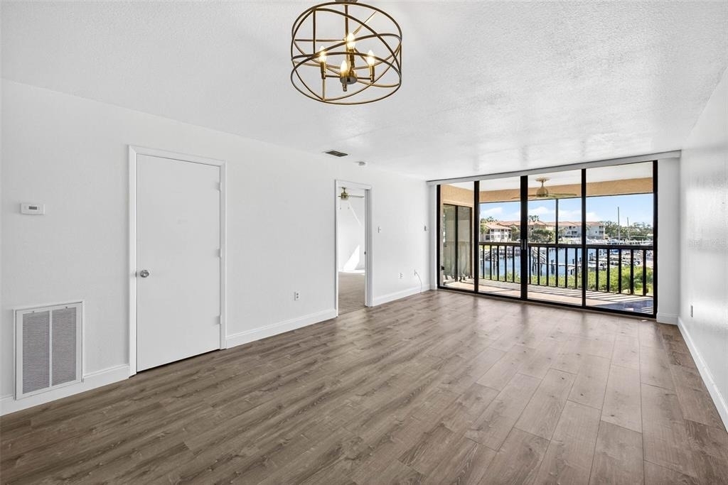 1805 Mariner Drive - Photo 8